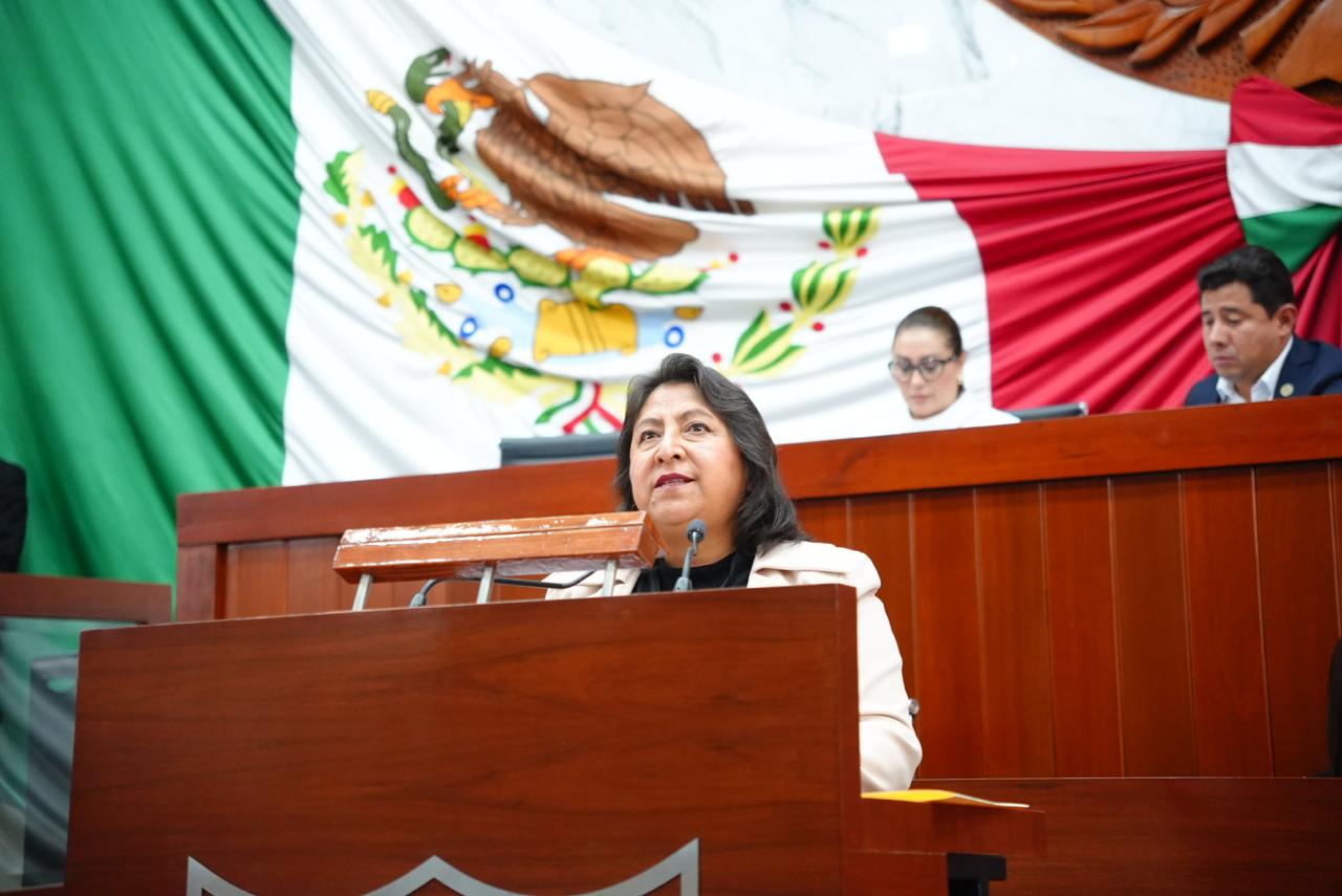 Impulsa Engracia Morales reformas para garantizar derechos de personas con autismo en Tlaxcala